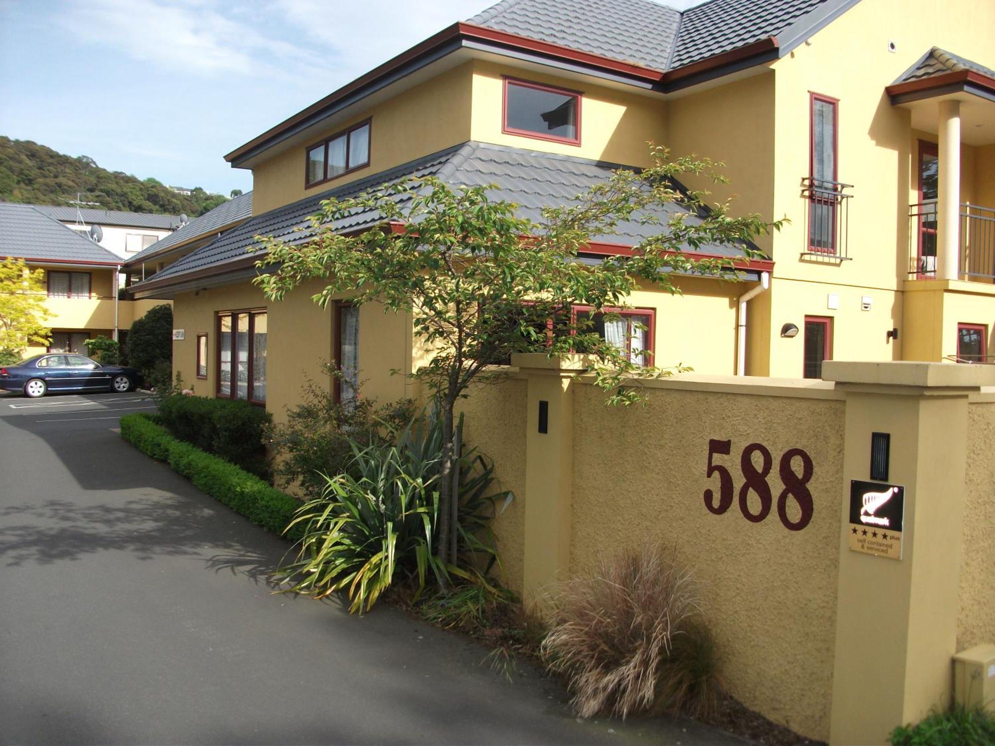 Alhambra Oaks Motor Lodge Dunedin Exterior photo